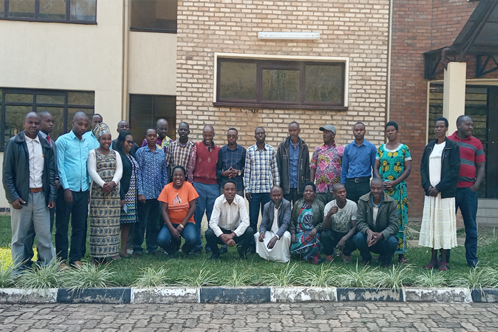 Training on Entrepreneurship for Beekeepers Associated on Beekeeping Cooperatives 